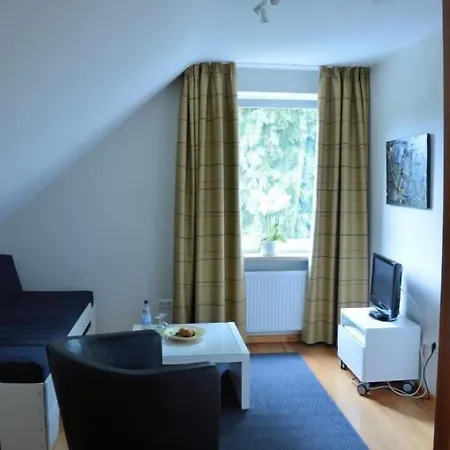 Hotel Schlafschoen 3*